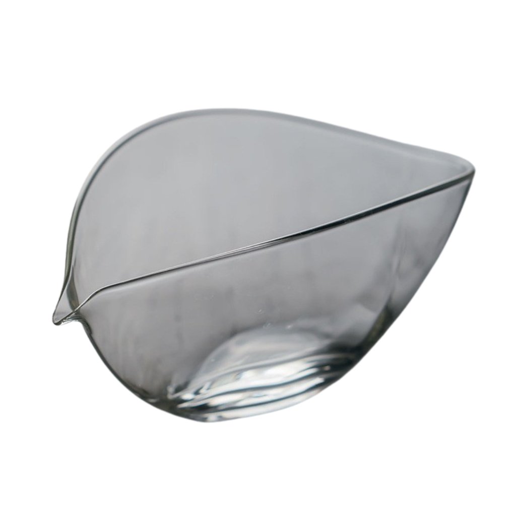 Tea & Leaf 200ml flat boat borosilicate glass gongdao bei tea pitcher for Chinese tea brewing and serving 1