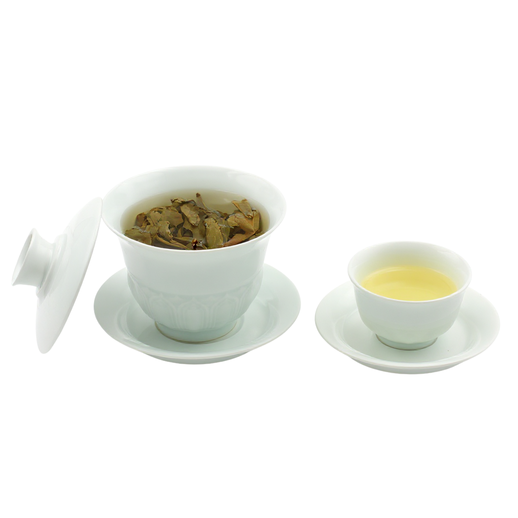 Tea & Leaf Spring 2024 Tianmen Mountain Tall Arbor Ancient Tree Raw Pu-erh Tea – Brewed Leaves and Golden Liquor in Gaiwan and Teacup
